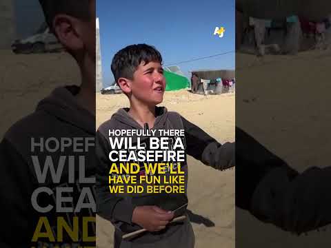 Video shows fireballs raining down on children flying kites in #Gaza