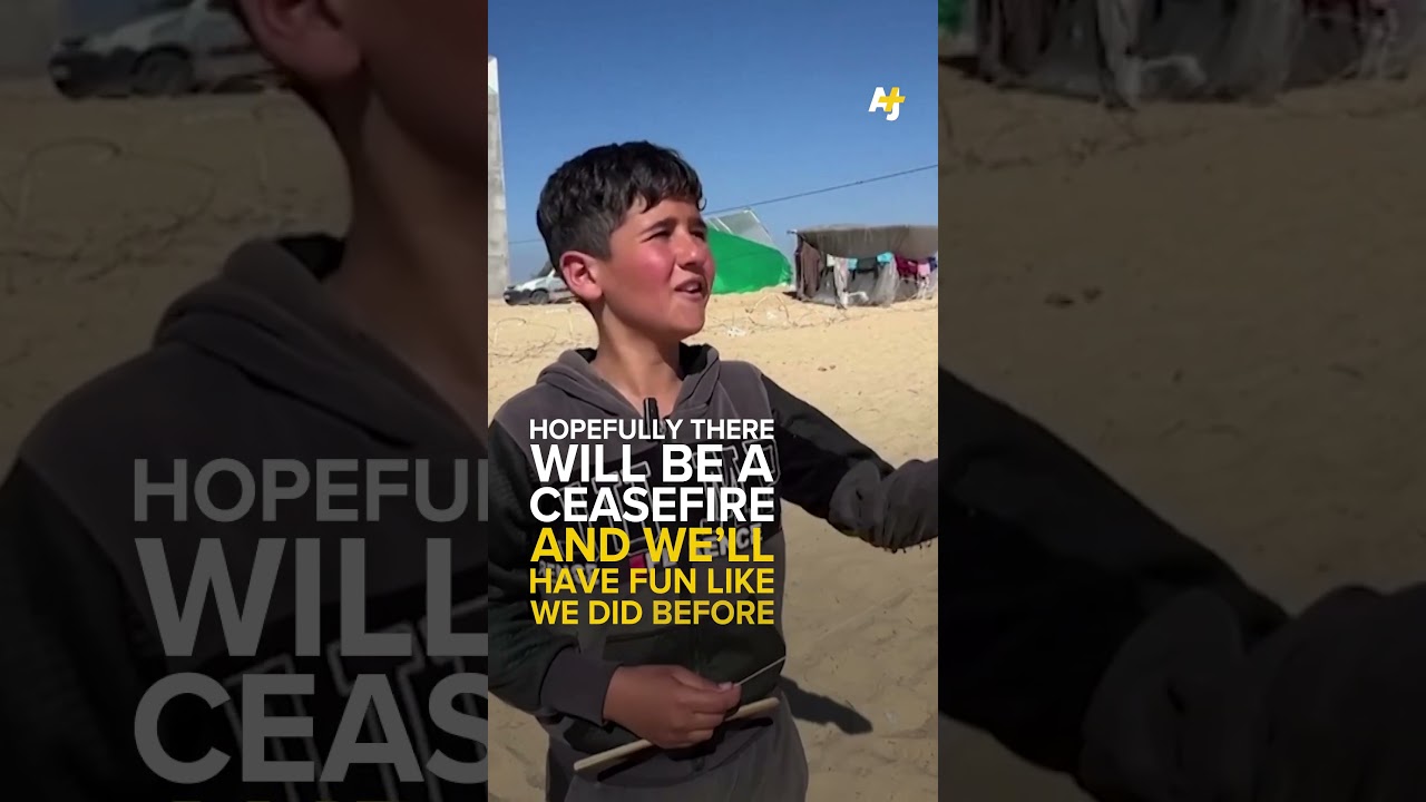 ⁣Video shows fireballs raining down on children flying kites in #Gaza