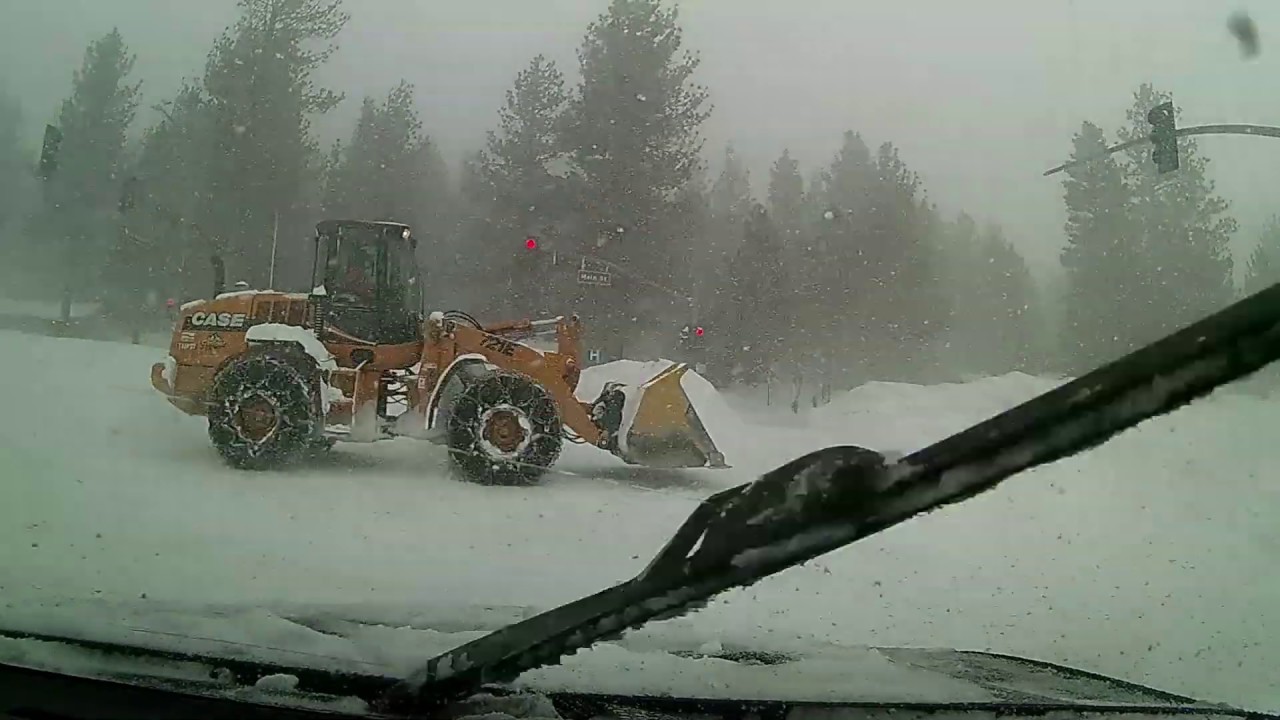 Driving Three Miles In Mammoth During a Winter Storm Snow Blizzard - 20 Minutes - 2006 Acura MDX AWD