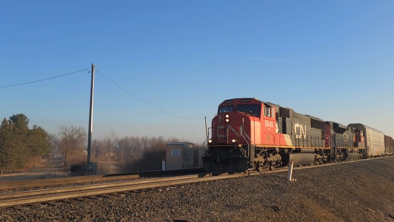 Canadian National  -  Westbound Rack Train    4 Mar 26