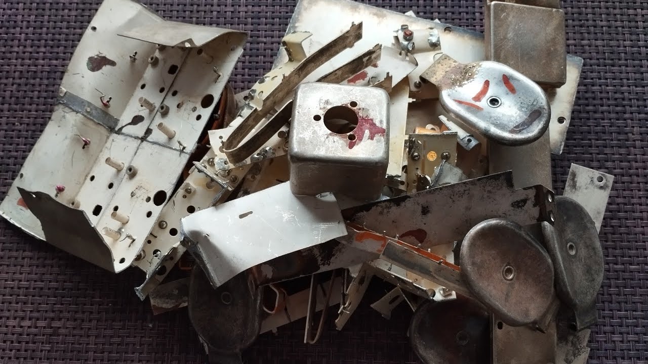 Снятие посеребрения с крупных деталей економным способом. Серебро с корпусов приборов.