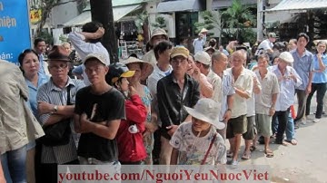 Quán cơm xã hội Nụ Cười:  Suất ăn giá rẻ chỉ 2000đ