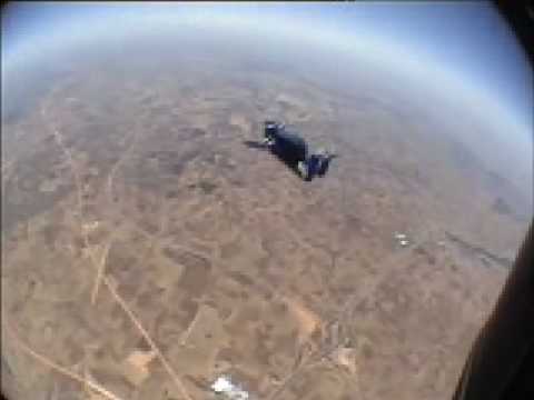 Pete Skydive to Mint Royale Singin in the rain
