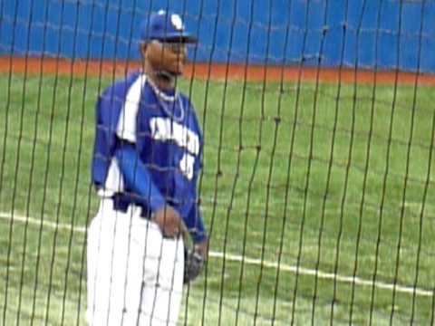 20100401　バルデスの投球練習＠神宮　１