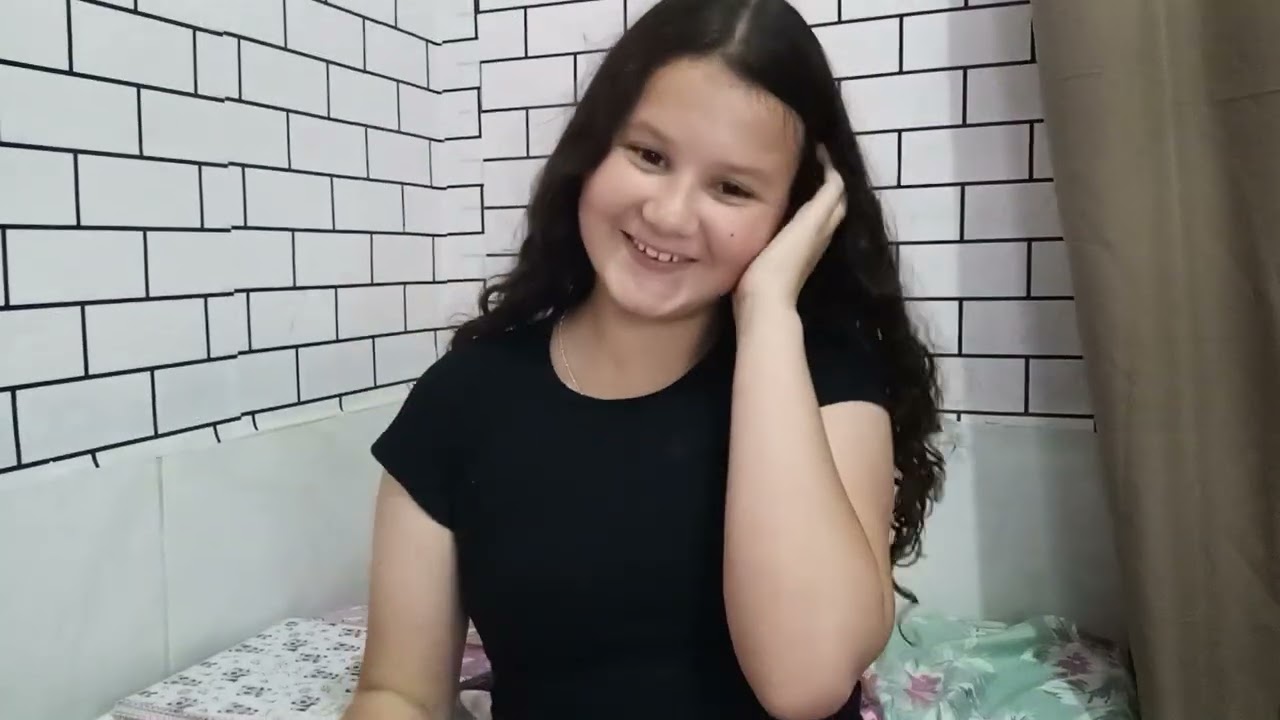 Mostrando meu material escolar temporada 2026 .Vemmmm comiiiiigo.