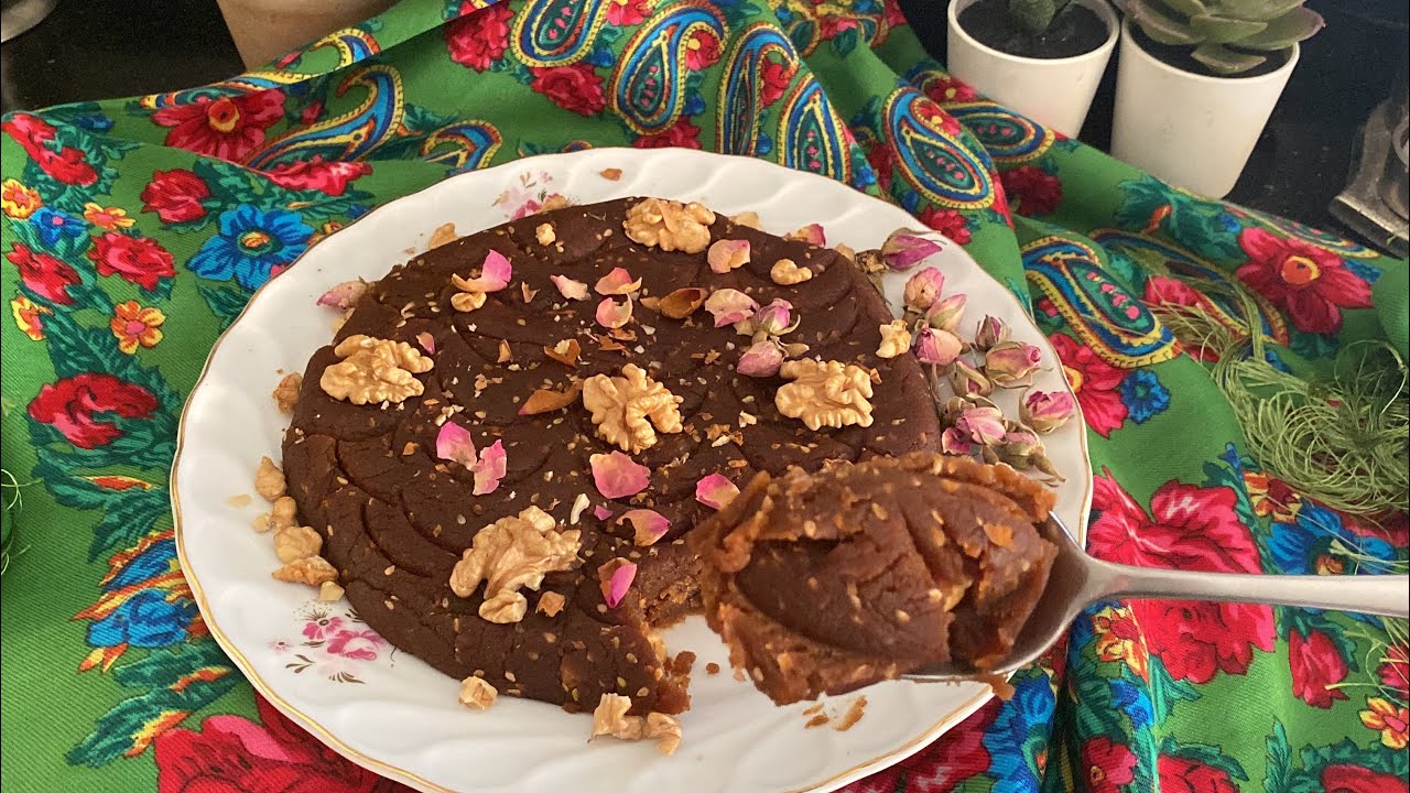 AĞIZGA ERİYİP GİDEN İPEK GİBİ ŞEKERSİZ UN HELVASI/😋PEKMEZLİ UN HELVASI TARİFİ