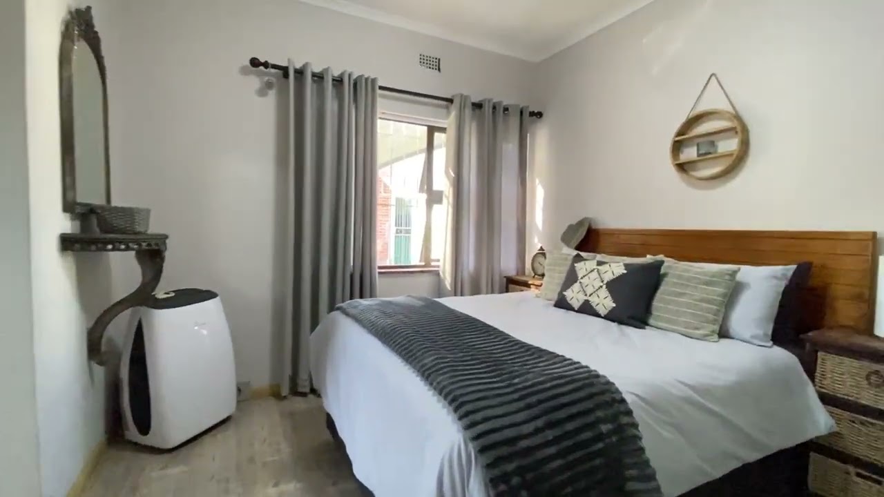 The Cape Town Real Estate Company   Rolanda   28 Wessel South Street