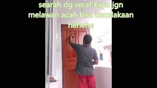 CARA PERNIS SENDIRI PINTU DAN JENDELA RUMAH  AGAR TERLINDUNGI  DARI JAMUR , AIR DAN PANAS MATAHARI