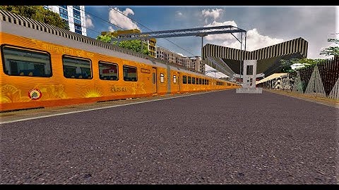 Mumbai Ahmedabad Tejas Express. Arriving VADODRA JN. || open rails || MSTS