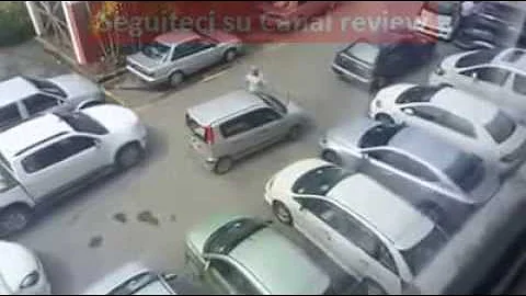 Cosa fare se si urta un'auto parcheggiata?
