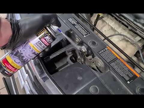 Смазка универсальная тефлоновая (аэрозоль) 335 мл AVS AVK-142 Смазка универсальная тефлоновая (аэрозоль) 335 мл AVS AVK-142