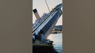 TITANIC SINKING -  AMAZING behind the scenes movie set