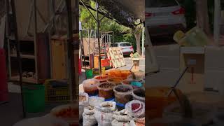 4K Walk Madrid: Exploring Moralzarzal's Weekly Market on Vía del Berrocal