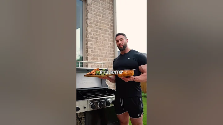 I have the urge to mow grass now😅 #mealprep #fitness thumbnail