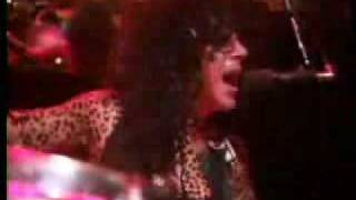 Kiss - Thrills In The Night (Live Animalize Tour 1984)