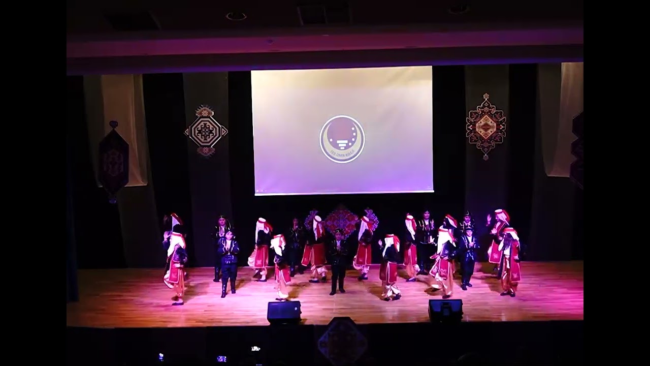 TED İzmir Koleji Halk Oyunları Gecesi