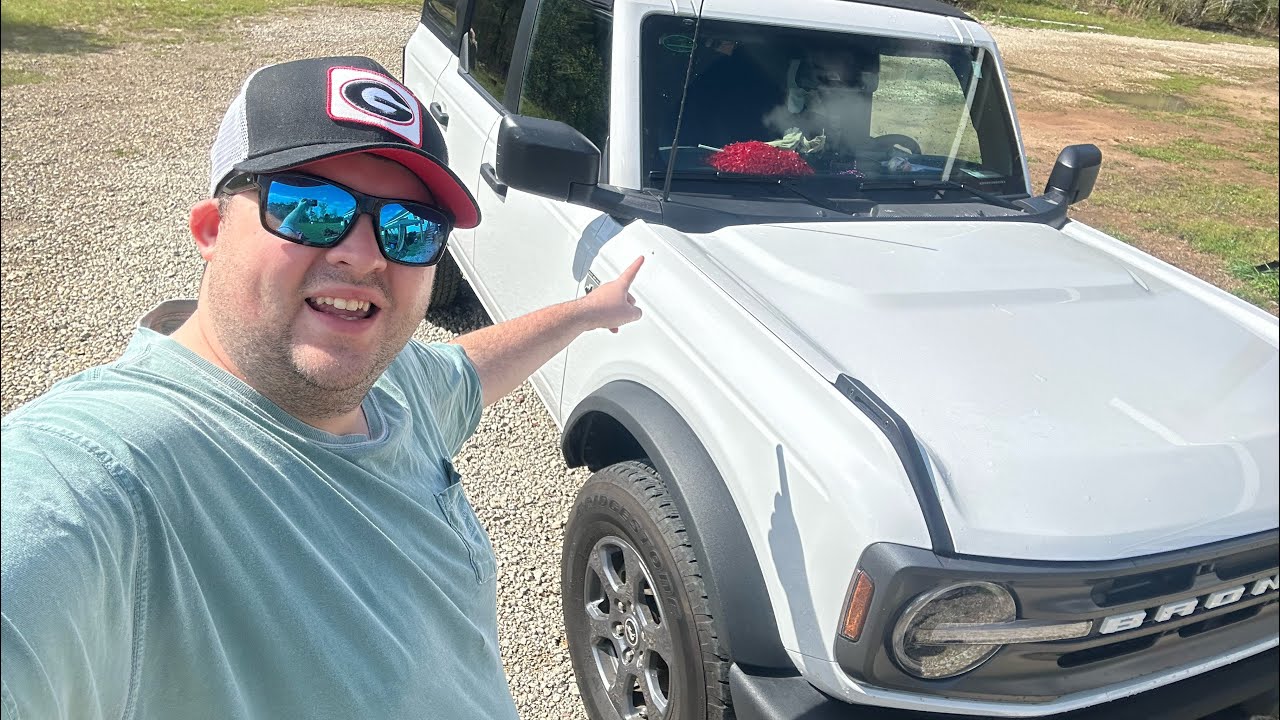 Is the full size bronco family friendly with car seats? | Bronco car seat review 2023