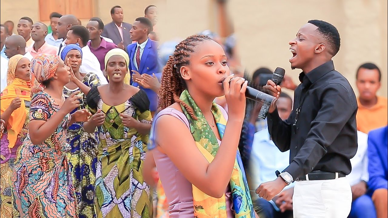 ABABYEYI😭TURATARAMYE KANDI😭😭 BWAGIRIZA MUNKAMBI MBABAZI /MERCI/ABAYUMBE IGISIRIMBA BY MUGISHA🎹