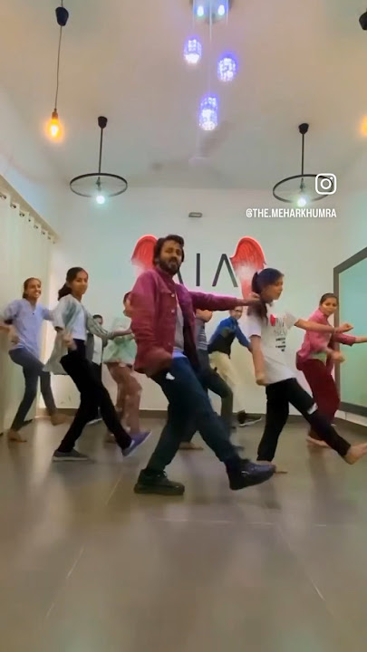 Ye pyar kaise hota h #dance #meharkhumra #bollywood #mohabbatein #love