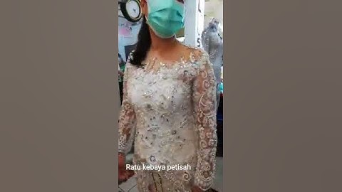 fitting kebaya pengantin👰  #adatbatak