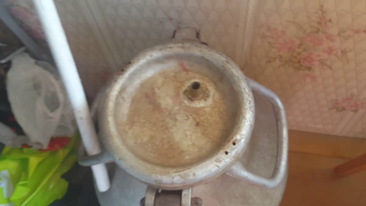 Чем очистить самогон? Как разбавить самогон? - YouTube