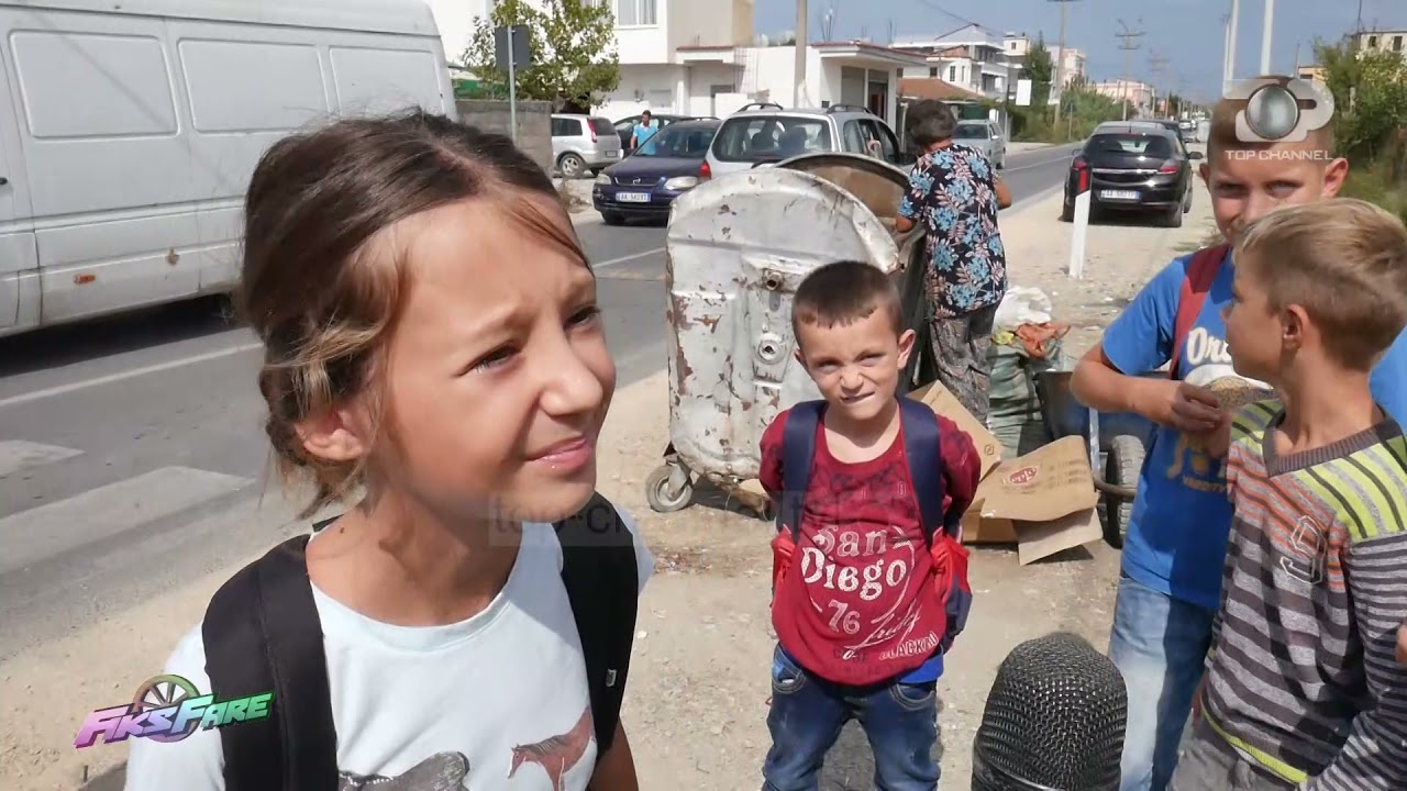 Fiks Fare/ 488 nxënës udhëtojnë çdo ditë për në shkollë “si sardele” në dy autobusa