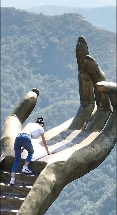 AmazingChina: Staircase to the Sky