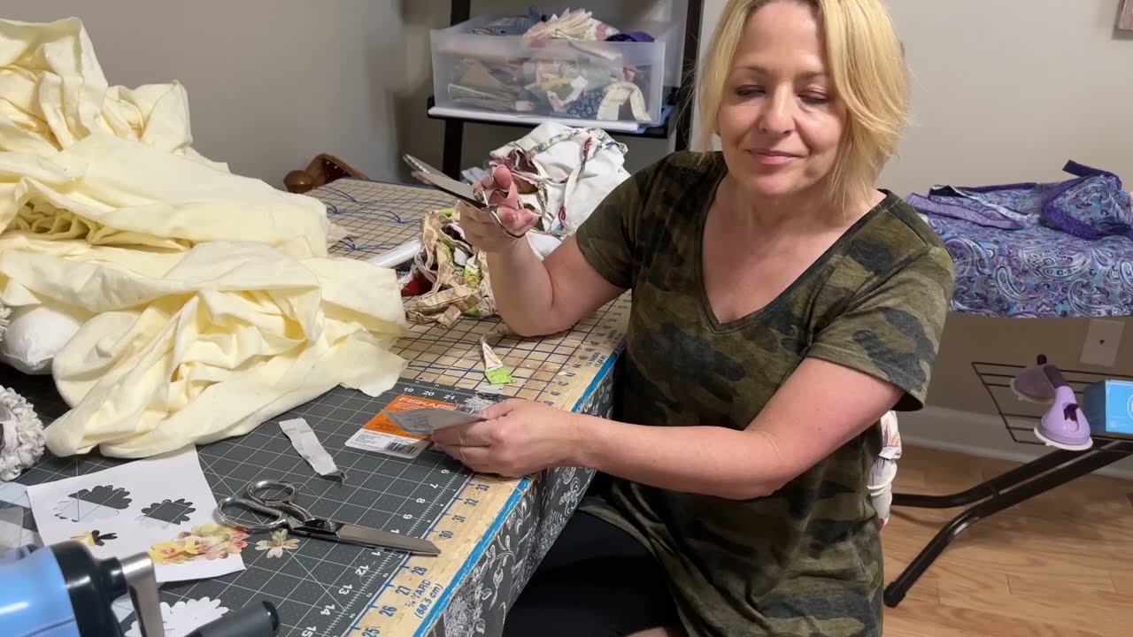 Gingher 7.5" Pinking Shears Review for Sewing & Crafting!