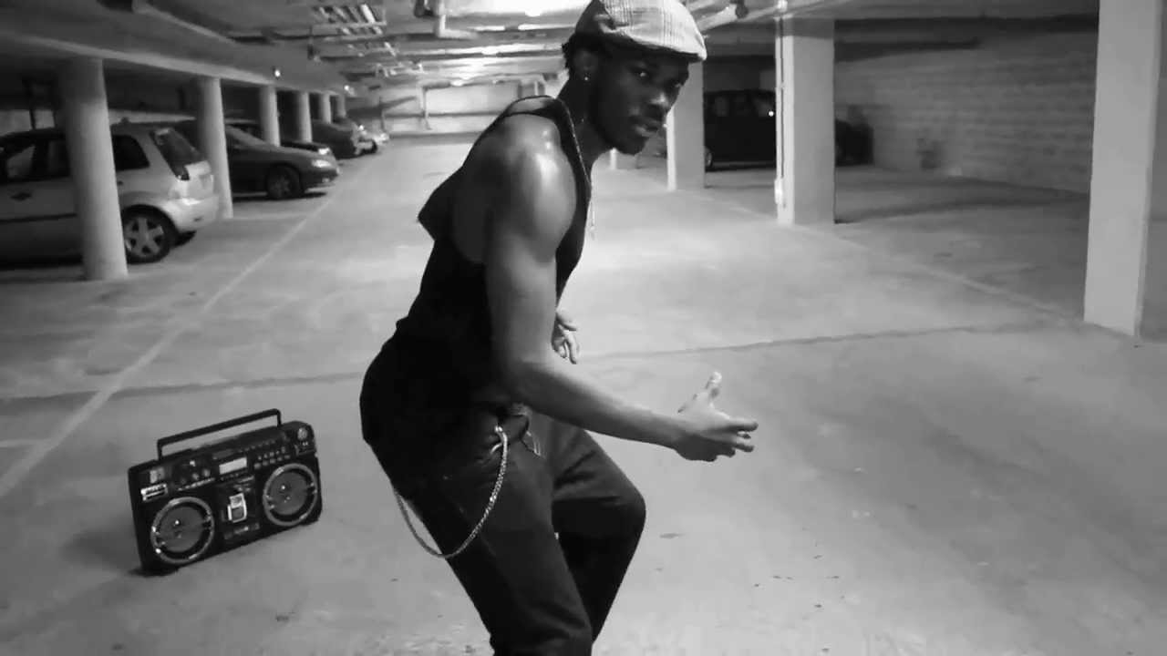 BUSY SIGNAL - REAL STAR GYAL - A NI Mal FREESTYLE