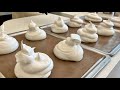 Crispy on the outside, soft on the inside! Making meringue cake pavlova - Korean dessert / 파블로바 케이크