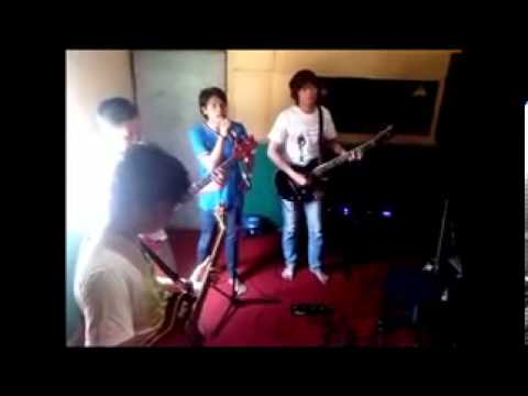Kodjo Band - Bukan Untukmu Bukan Untuknya. (Live)