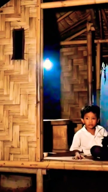 ᭚ᬇᬯᬦ᭄‌ ᬨᬮ᭄ᬱ᭄‌᭟ (Iwan Fals) Sore Tugu Pancoran