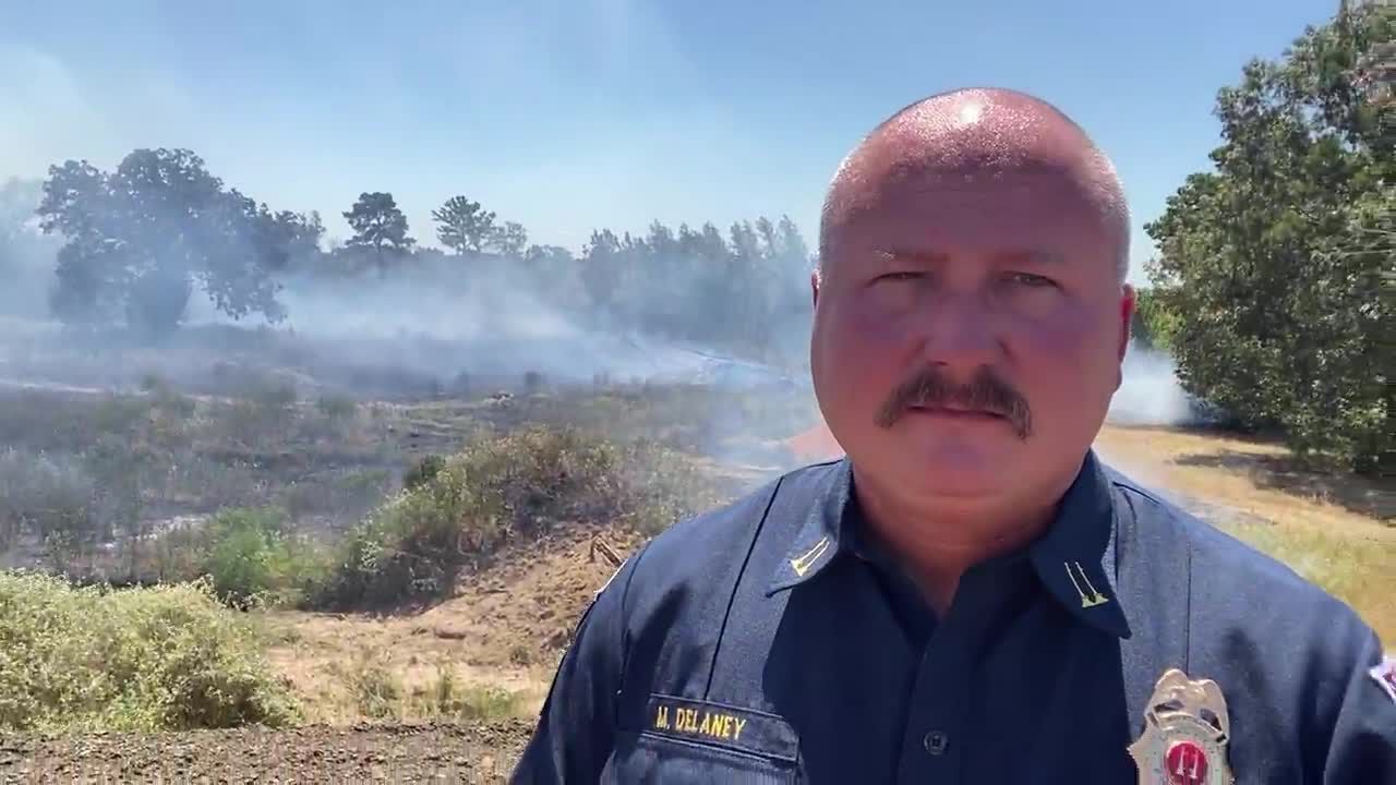 WebXtra: Longview fire captain speaks at scene of contained grass fire ...