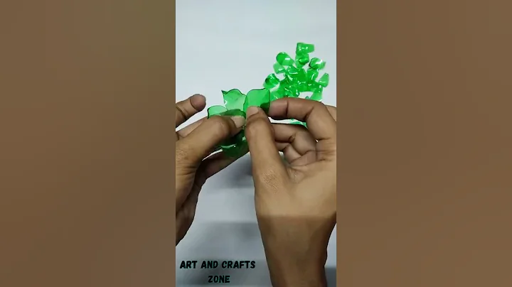 Easy plastic Bottle Craft ideas / Easy best out of waste craft idea #shorts#ytshorts#trending#viral