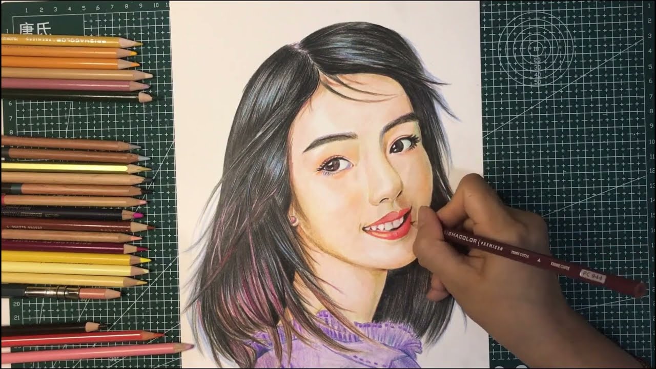A smiling girl Colored Pencil Drawing/彩铅画一个微笑女孩/超写实 - YouTube