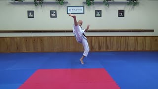 Gyaku (Ura) Mawashi Geri (A kick you don't normally do)--a brief tutorial.