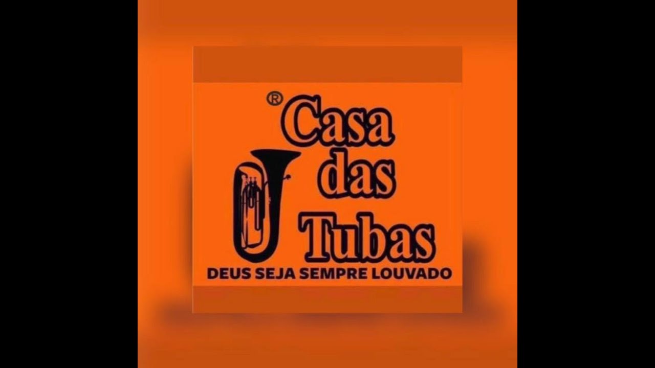 Casa das tubas quando eu estava ensinado meu caçula a tocar saxofone
