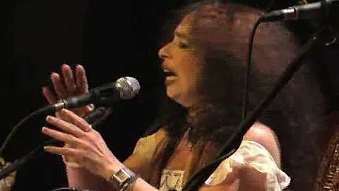 Yolanda Delgado  COMO LA CIGARRA