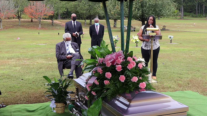 Mrs. Marjorie Robinson Graveside Service
