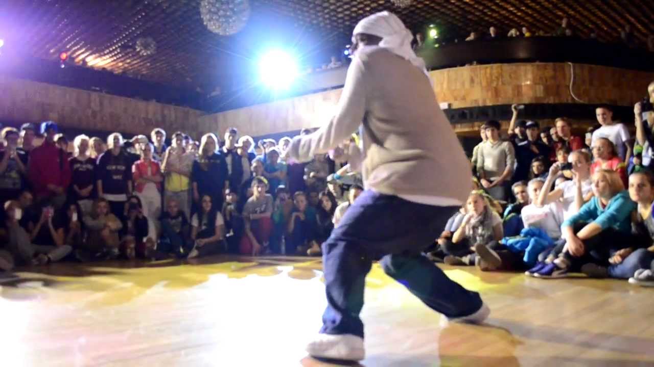 Junious house judge showcase on Funky Style Stars Ukraine