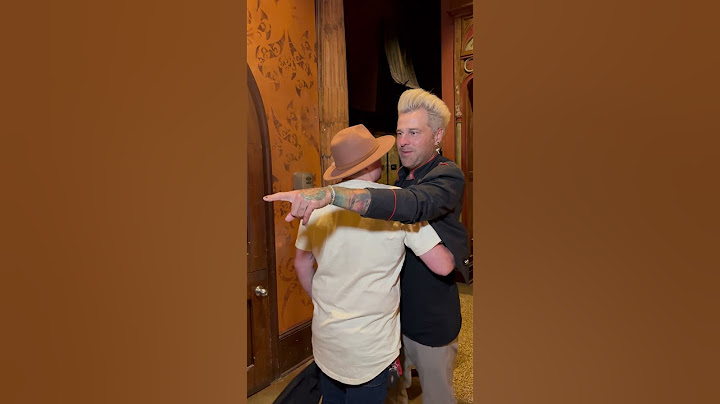Always good to see this guy. @ryancabrera #pop2000tour