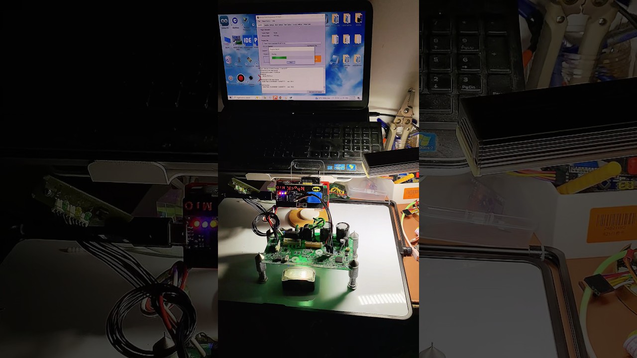 ĐỌC và NẠP fw cho bo đầu DAKIN r32 R5F104lja 🖕Fuck rl78 🧀 yeah