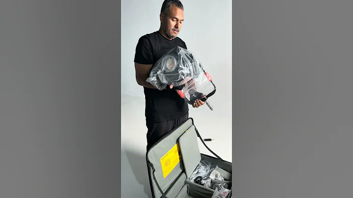 Unboxing Godox KNOWLED M1000R in Dubai #cinematography #godox #knowled