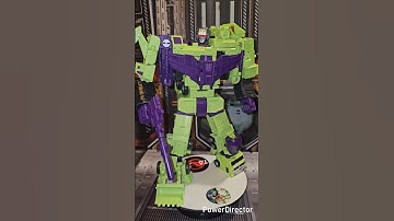 Transformers studio series 86 devastator combination showcase #devastator #transformersthemovie1986
