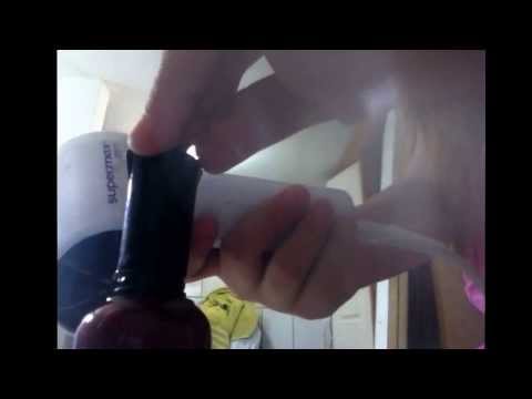 How to open a nail polish that it stuck really easy and simple