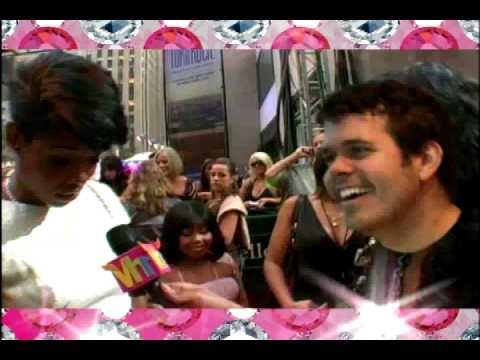 Tomorrow is the day! "What Perez Sez...about the VMAs" premires Tuesday, September 11th, at 9 pm - only on Vh1. We'd love your support, y'all. Watch!
