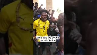 Ishowspeed couldn’t stop dancing to this song “ wata in Africa “ by Thevillagebeast