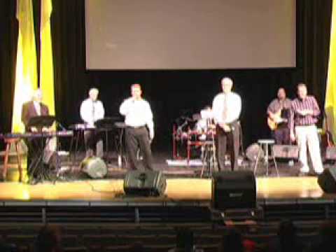 Mel Taylor and LSCC Worship Team + Choir medley of songs