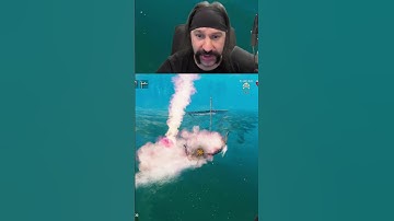 Dat is een strategisch geplaatste meteoor | #CoinFuryTV op #Twitch #Valheim #ChaosTricks #Surviva...