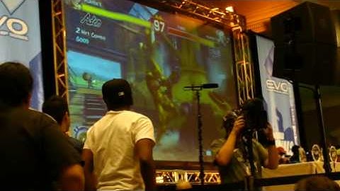 Gamerbee v Justin Wong- EVO2K10